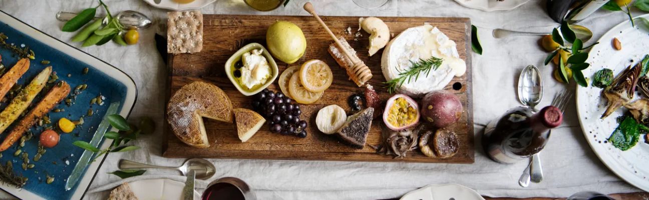 French Cuisine: A Guide to French Cuisine and The Best Places to Eat in France.